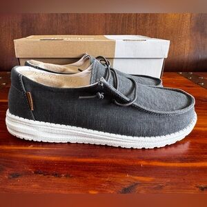 Hey Dude Wendy Chambray Off Black Slip On Shoes Women’s Size 8 Lightweight